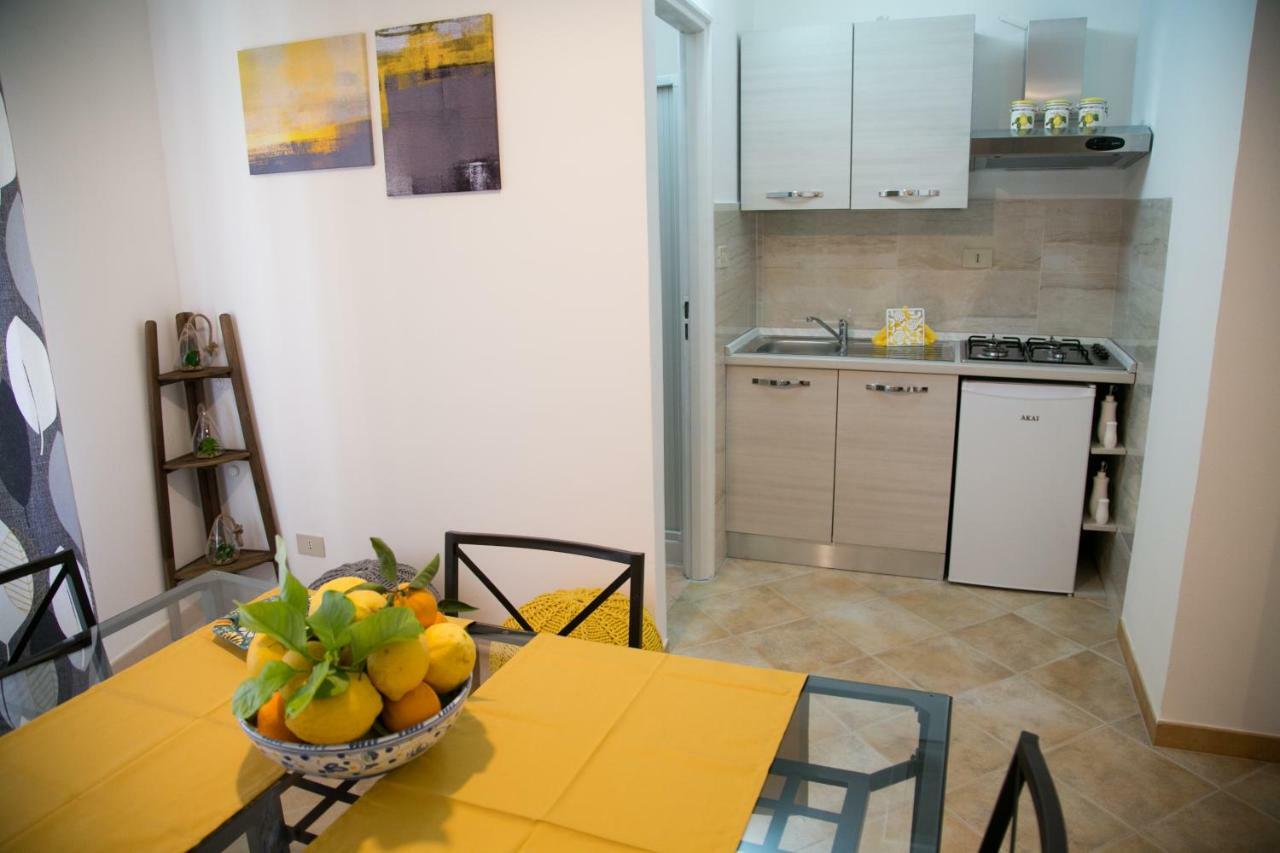 Lolita Holidays Giardini-Naxos Zewnętrze zdjęcie